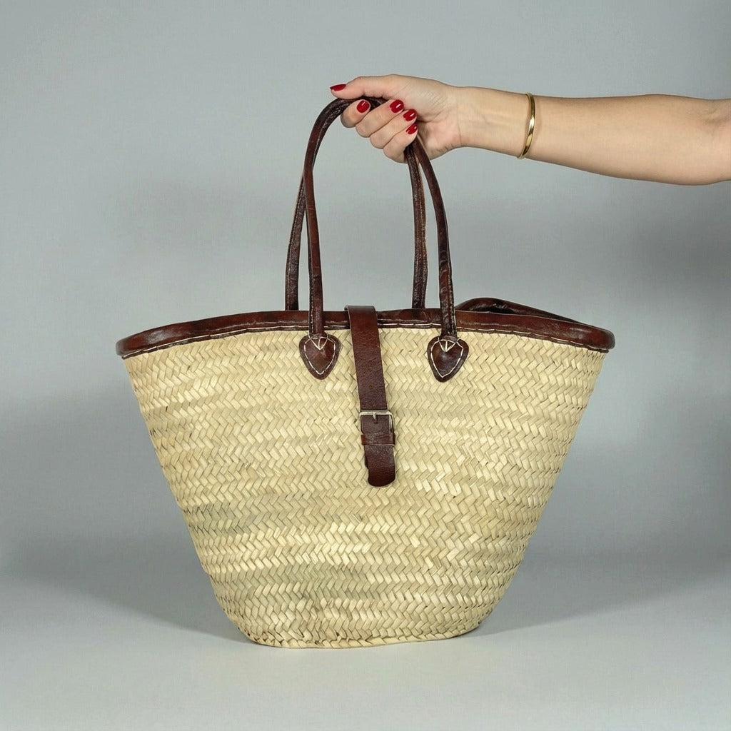 Chic Woven Straw Tote Bag with Leather Handles & Buckle