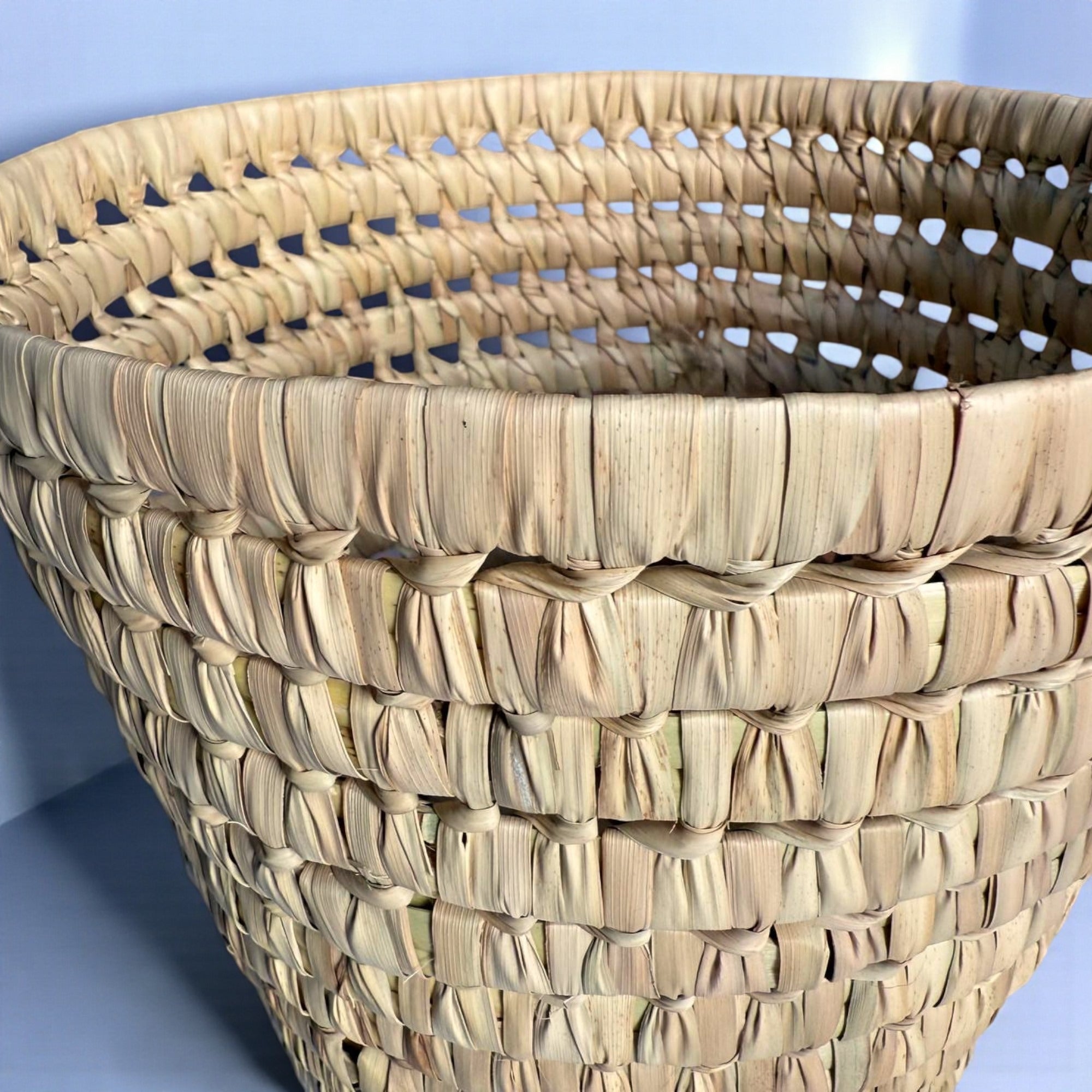 Round Wicker Basket – Rattan Serving & Storage