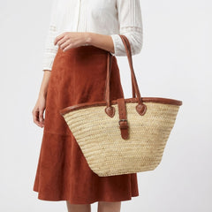 Chic Woven Straw Tote Bag with Leather Handles & Buckle