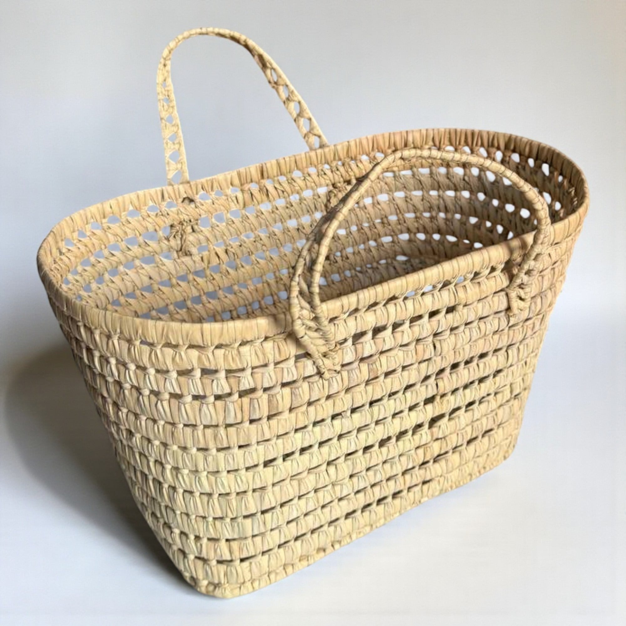 Open Weave Straw Market Basket - Natural Palm Leaf Storage Tote