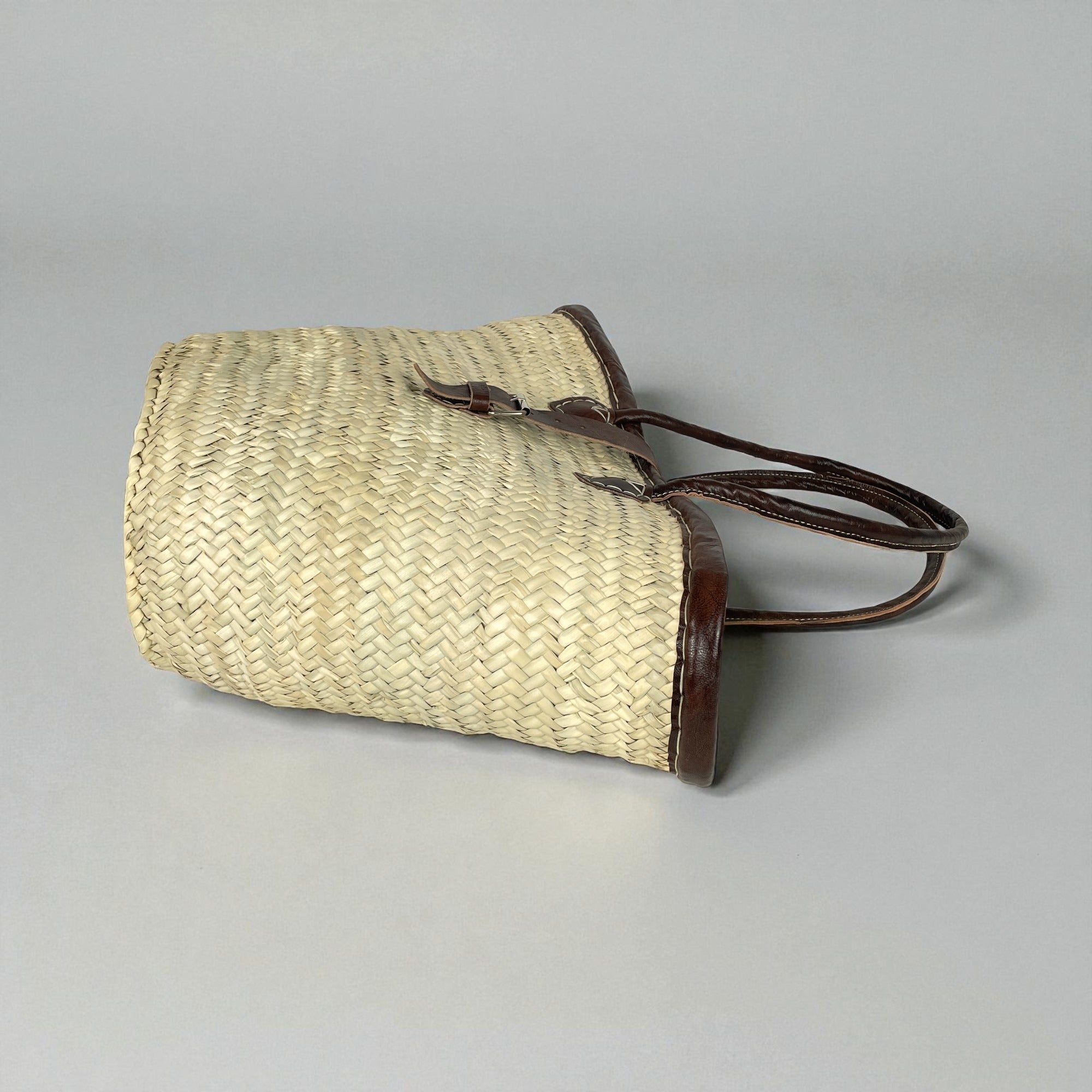 Chic Woven Straw Tote Bag with Leather Handles & Buckle