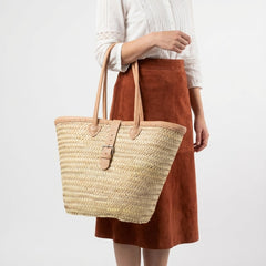Chic Woven Straw Tote Bag with Leather Handles & Buckle