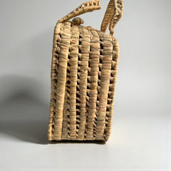 Wicker Basket With Lid — Picnic Hamper & Display