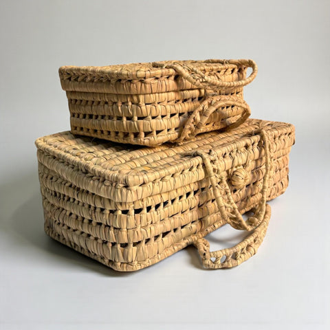 Wicker Basket With Lid — Picnic Hamper & Display