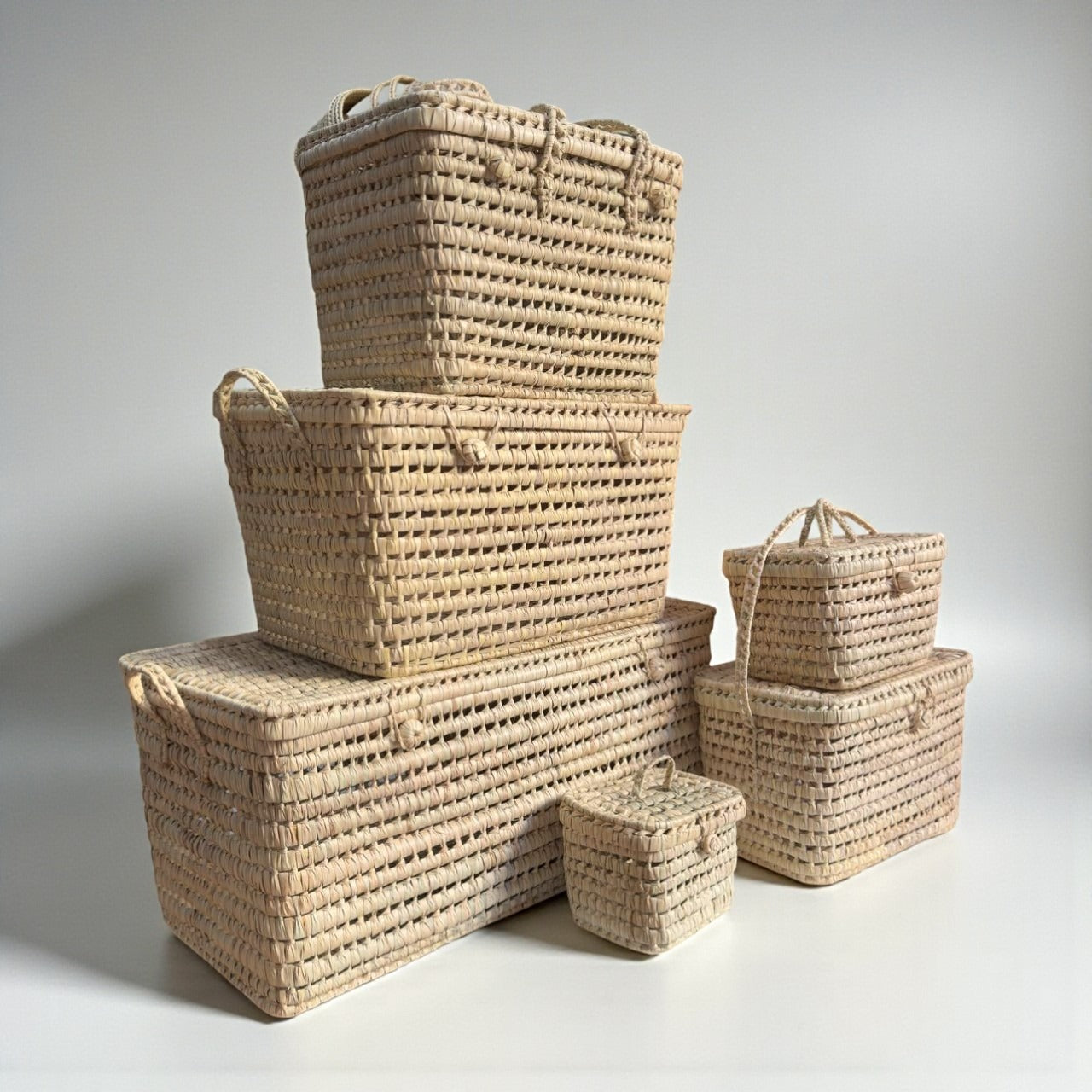Wicker Basket with Lid – Storage Trunk